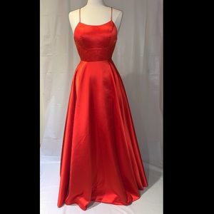 Red side split dress with pockets